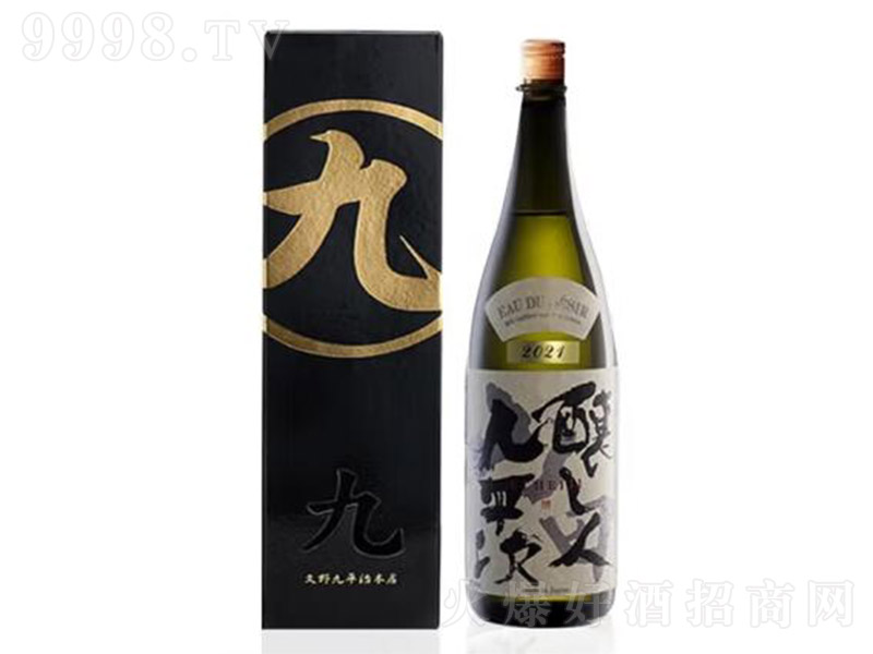 ��˾�ƽ�ν�ɫ�W��ϣ��֮ˮ���1800ml