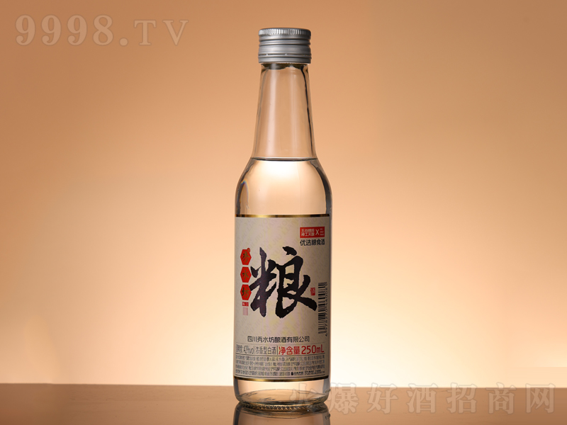 ��ˮ���Z�Ɲ����Ͱ׾ơ�42/52��250ml��