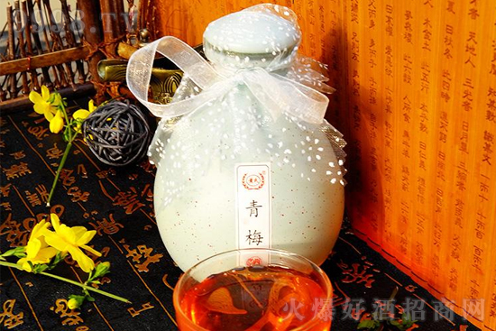 12���S�ϻ����ƃr���S����÷�Ɖ��b������300ml�r�񣬶����X��