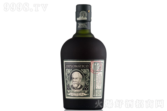�⽻�پ��x�����ķ��700ml�r�񣬶����X��