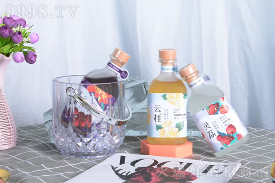 4��ѩ�mɽ����â����¶330ml�r�񣬶����X��