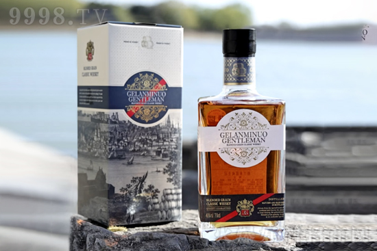 40����m���Z��ʿ��ʿ��700ml�r(ji��)�񣬶����X��