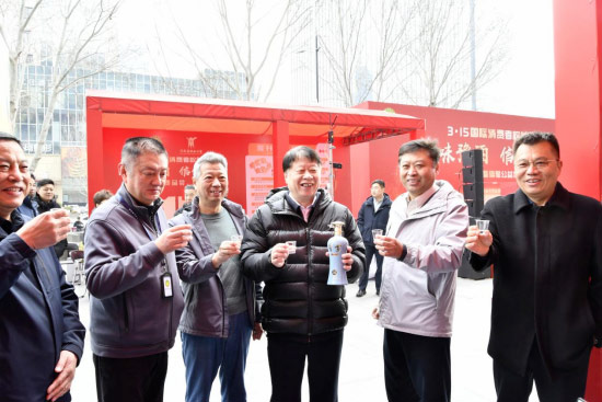 ��Ʒζԥ���������M��ԥ��Ʒ�b�w򞹫���������ɹ��e�k