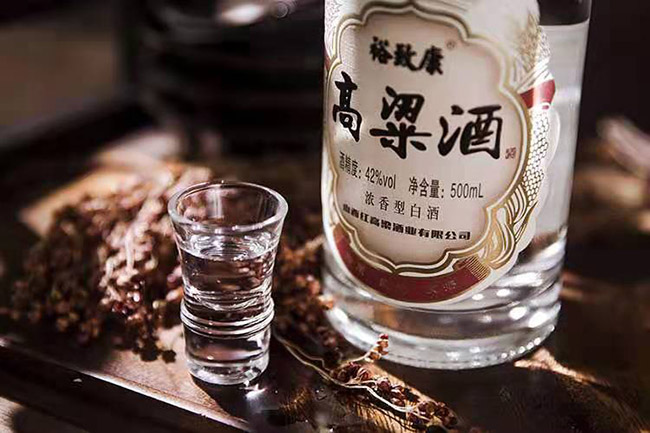 ԣ�¿����������\��(d��ng)�^�����Ͱ׾ơ�42��500ml��